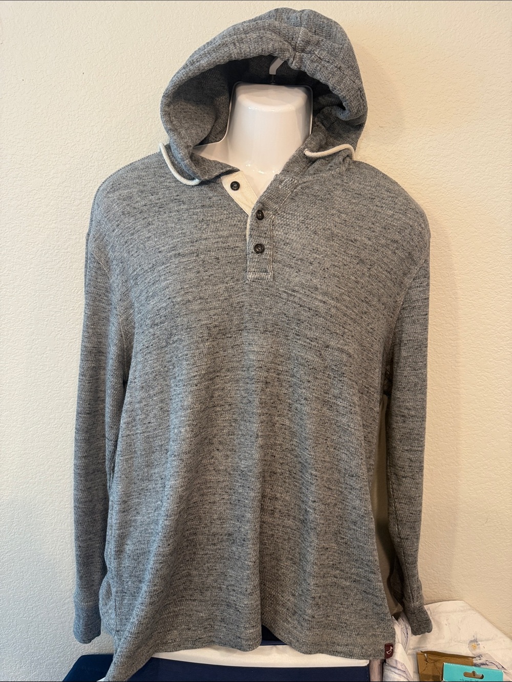 Alesbury 100% Cotton Men's Grey Hooded Henley Pullover | EUC | Fall Fashion